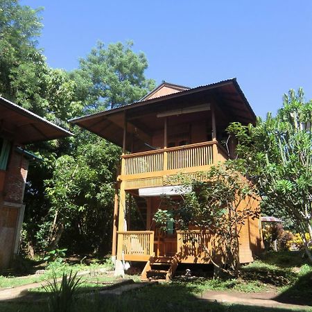 Bunaken Sea Garden Resort Экстерьер фото