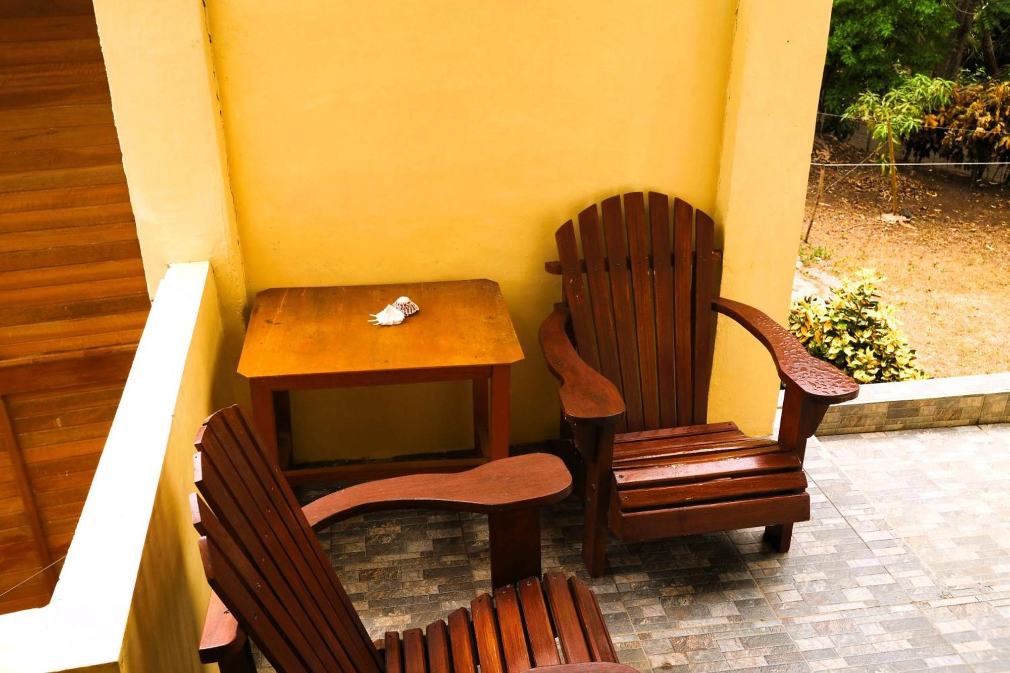Bunaken Sea Garden Resort Экстерьер фото